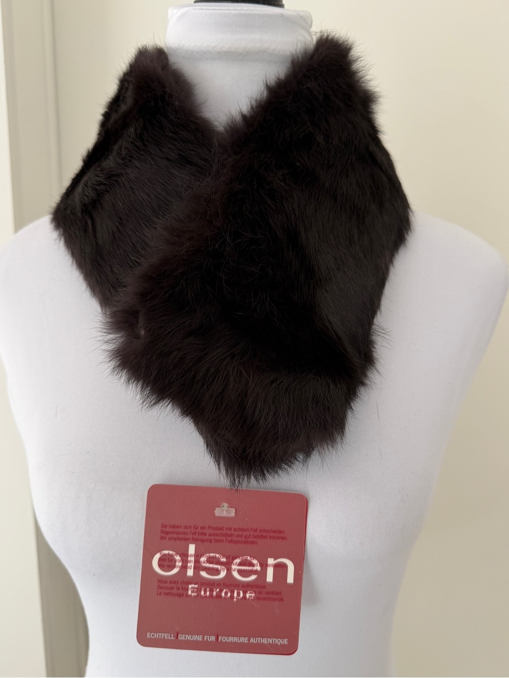 OLSEN Genuine Fur Collar Scarf Brown Classic Glamorous Old Money Luxury Chic NWT